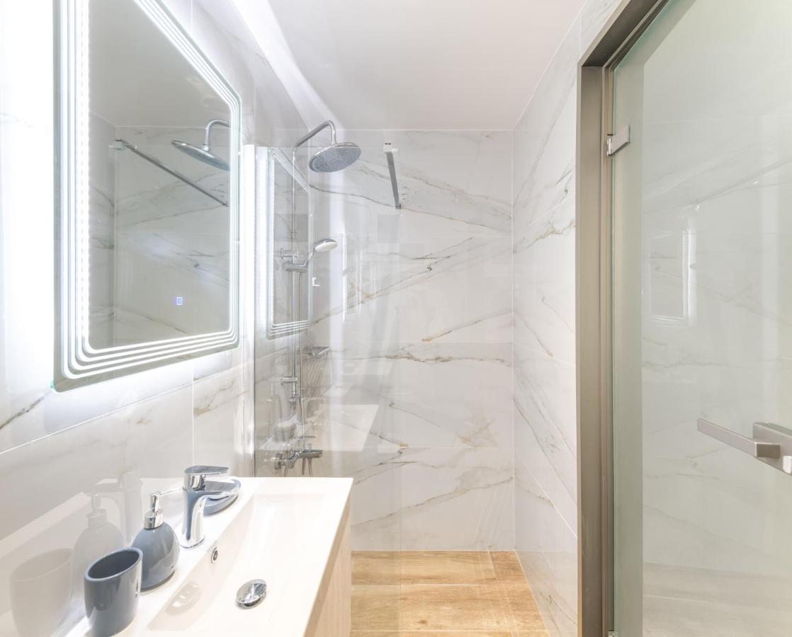 Mk Summer Breeze Luxury Apartments Agia Pelagia Dış mekan fotoğraf