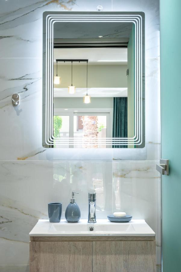 Mk Summer Breeze Luxury Apartments Agia Pelagia Dış mekan fotoğraf